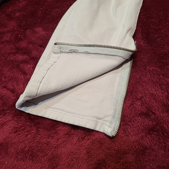 H&M Jean's Size 34 - Picture 8 of 12